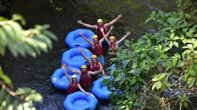 La Fortuna: Arenal River White Water Tubing Adventure