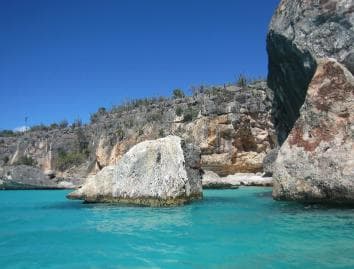 Bahía de las Aguilas: Beach Day Trip by Boat