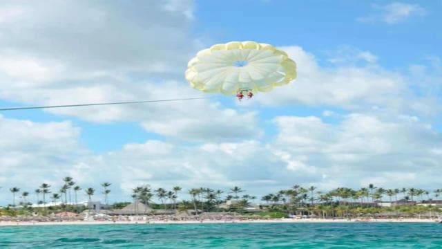 Punta Cana: Private Parasailing Adventure with Pickup