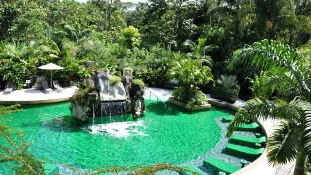Jaco: Arenal Volcano, Fortuna Waterfall, & Hot Springs Tour