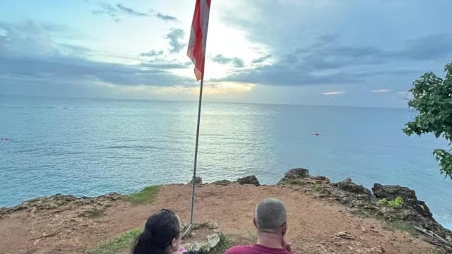 San Juan:Beach hopping Los Tubos, Hacienda Esperanza & more
