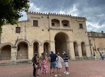 Santo Domingo: Guided City Tour with Lunch