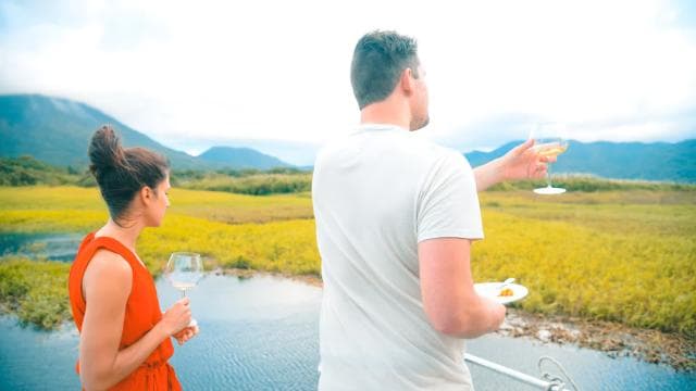 Lake Arenal: Sunset Cruise with Moonshine