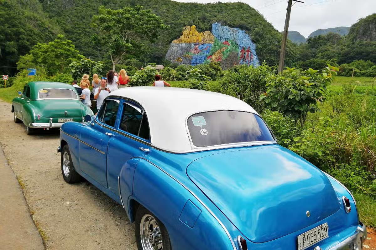 Viñales Valley Private Tour by Classic Car