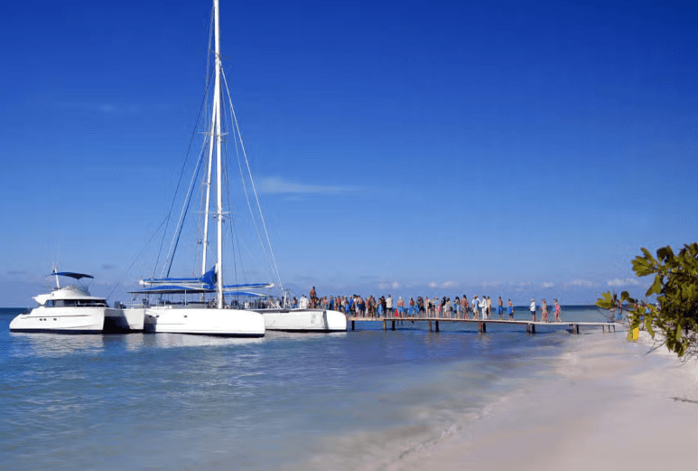 Cayo Blanco Catamaran Trip