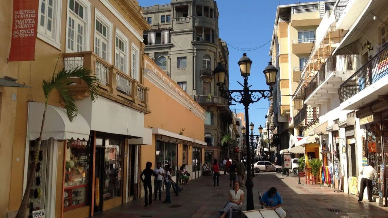 Punta Cana: Tour to Santo Domingo with lunch