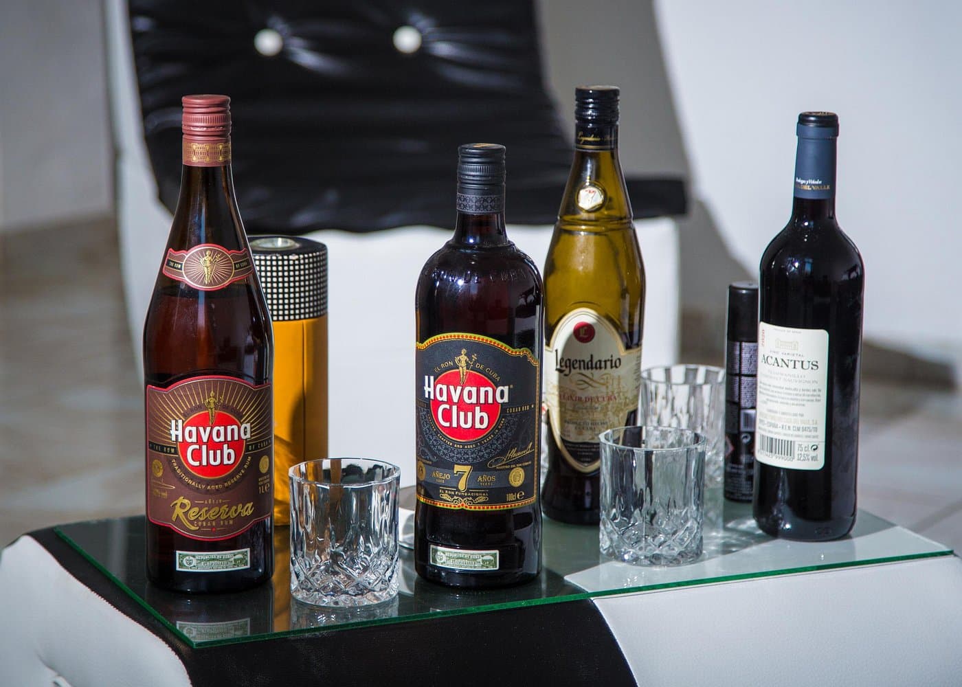 Cigar Rolling Experience with Rum and Chocolate Pairing