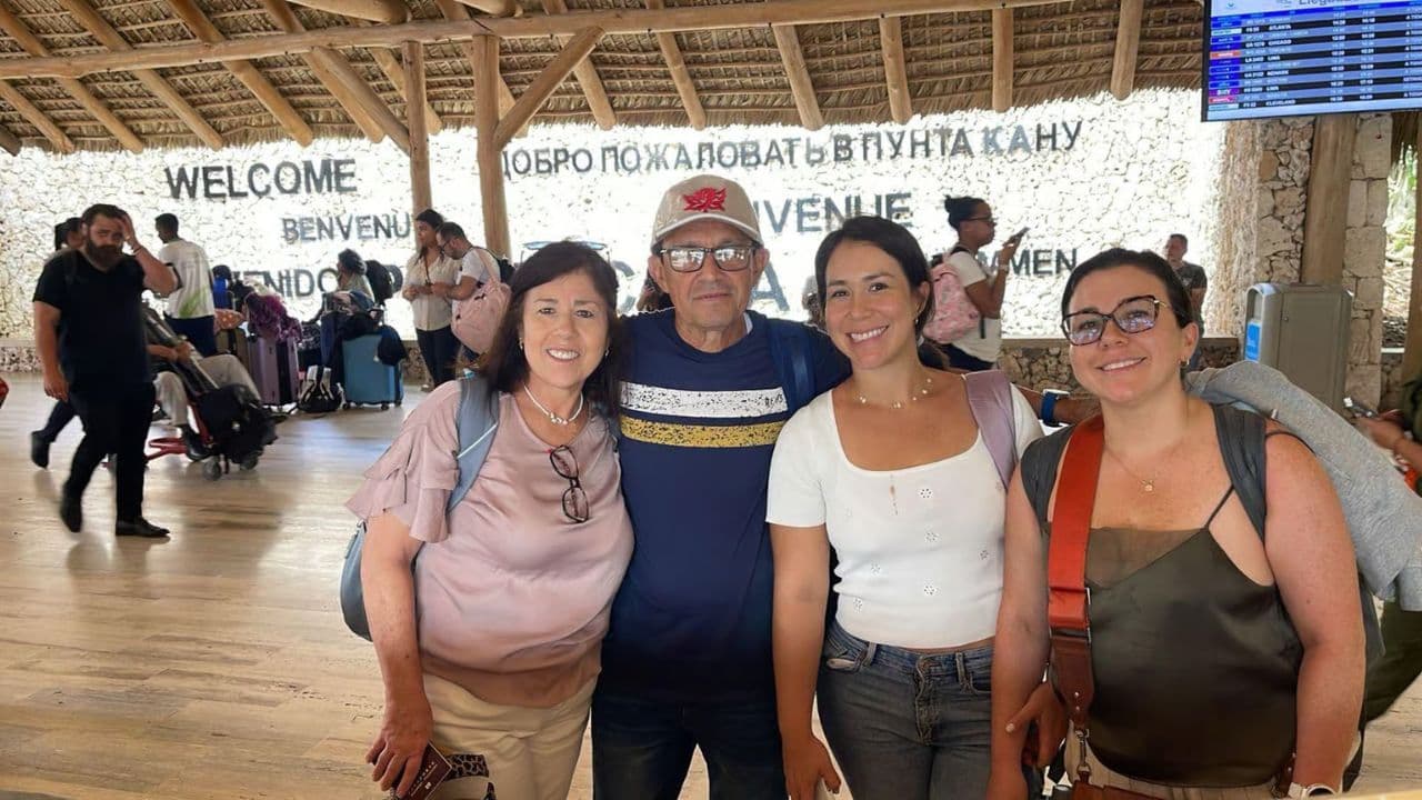 Punta Cana: Saona Island in Private Vehicle and Guide