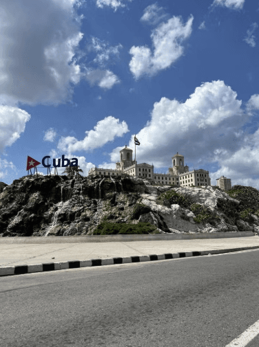 Havana Private Classic Car Tour