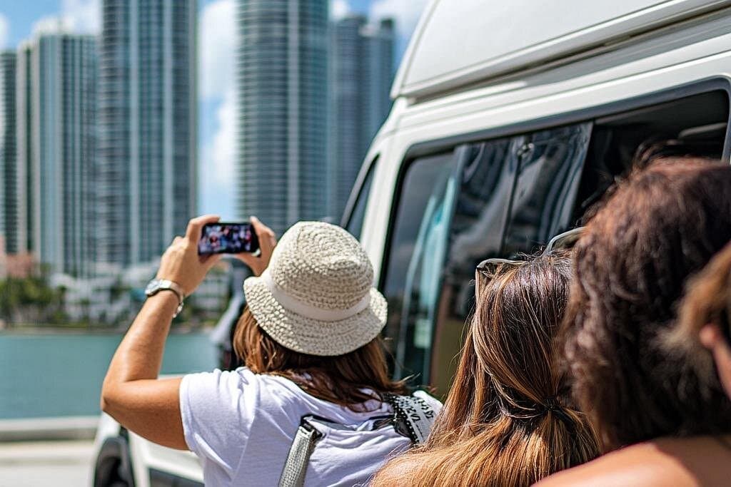 Miami 3 in 1 City Tour: South Beach, Wynwood & Little Havana