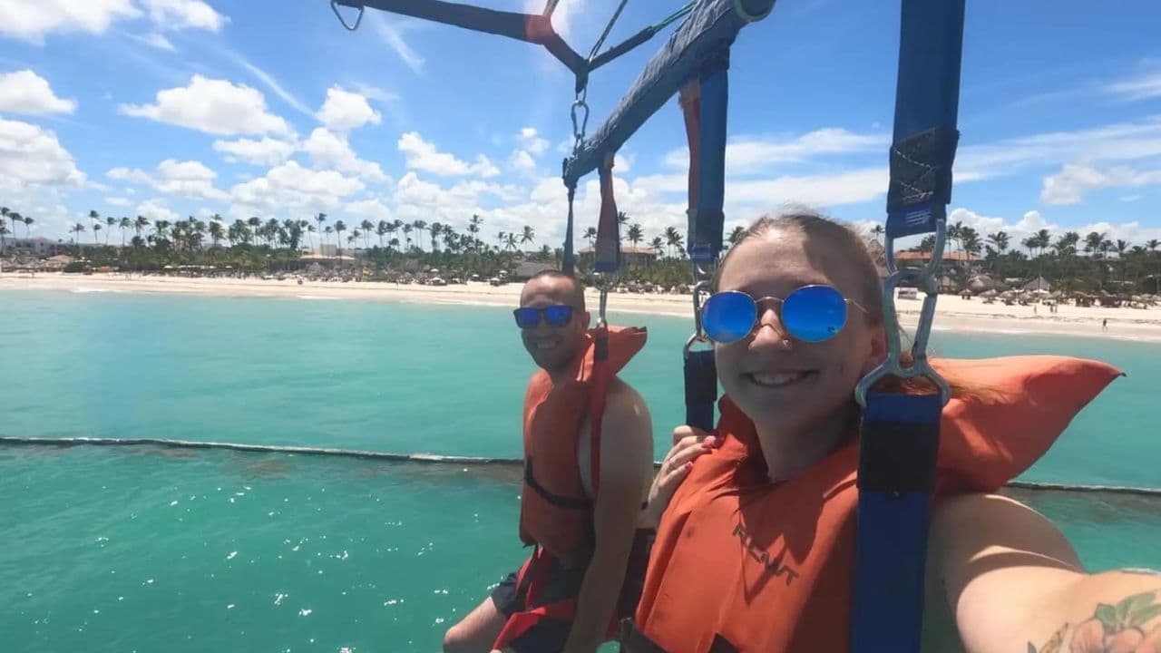 Punta Cana: 3-Hour Parasailing Tour