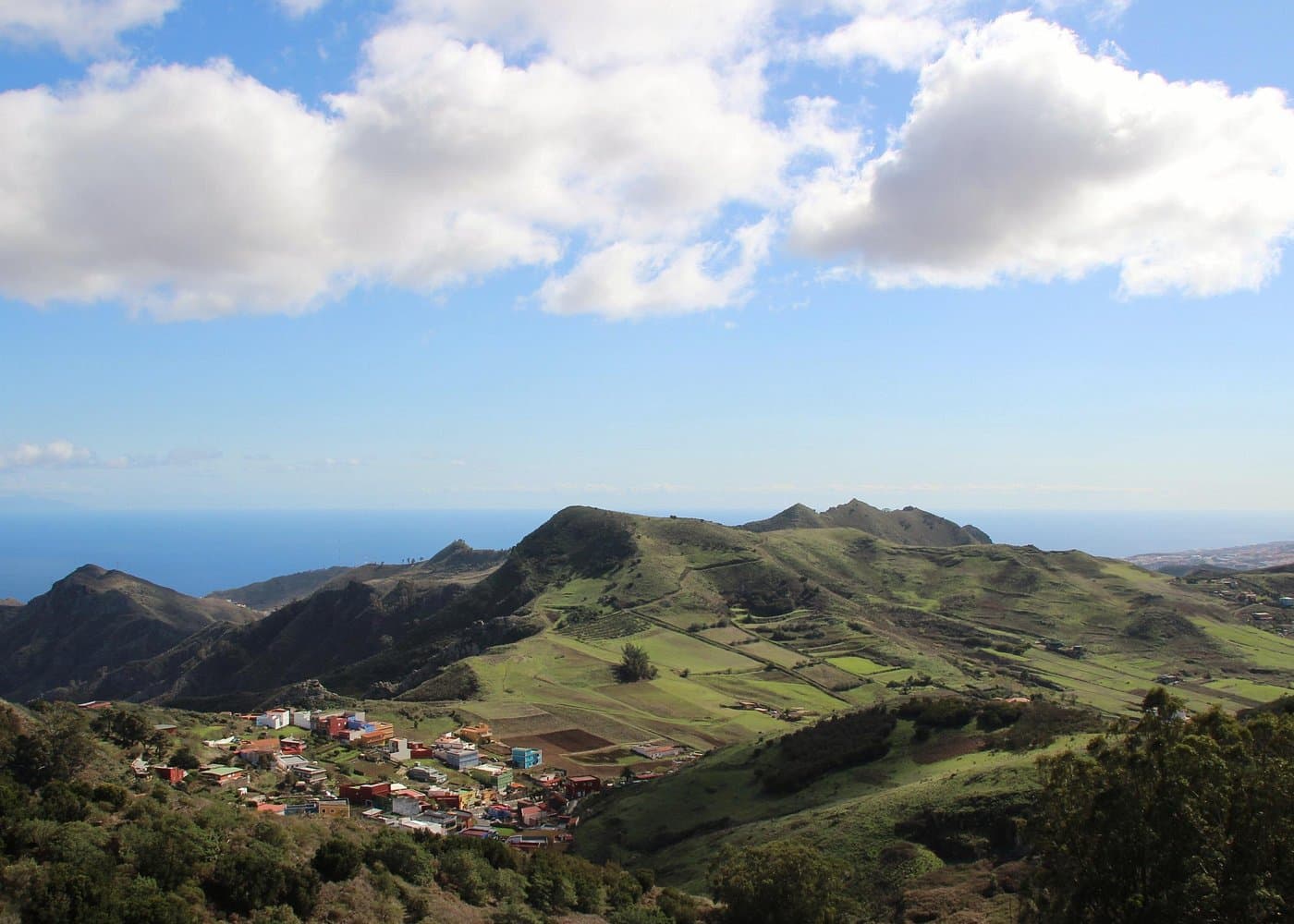 Full day tour visiting Santa Cruz, La Laguna and Anaga