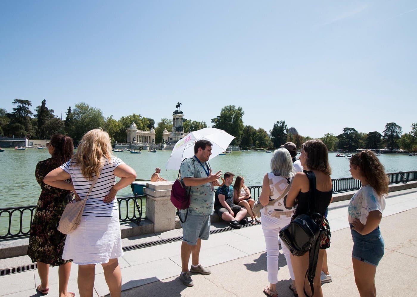 Retiro Park Walking Tour in Madrid